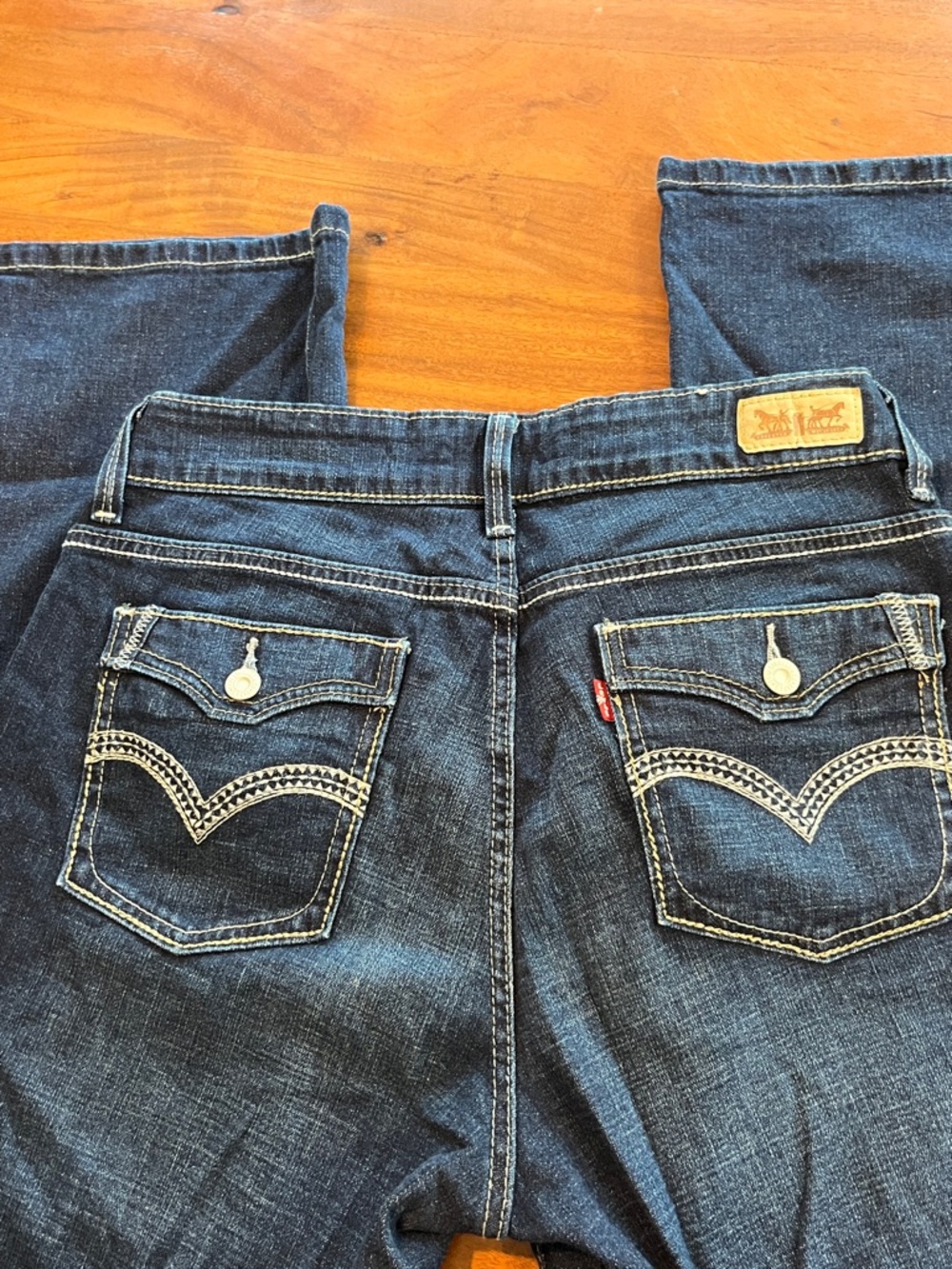 Levi’s 529 Curvy Bootcut Women's Dark Blue Jeans Contrast Stitching Sz 12 31x32 - Picture 10 of 11